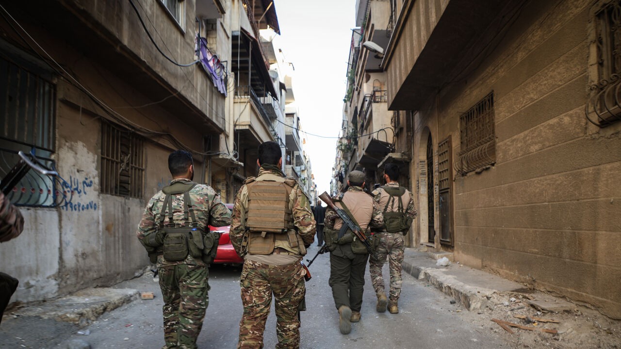 Zeker 6 doden en meer dan 20 gewonden bij aanslag op moskee in Syrische provincie Homs