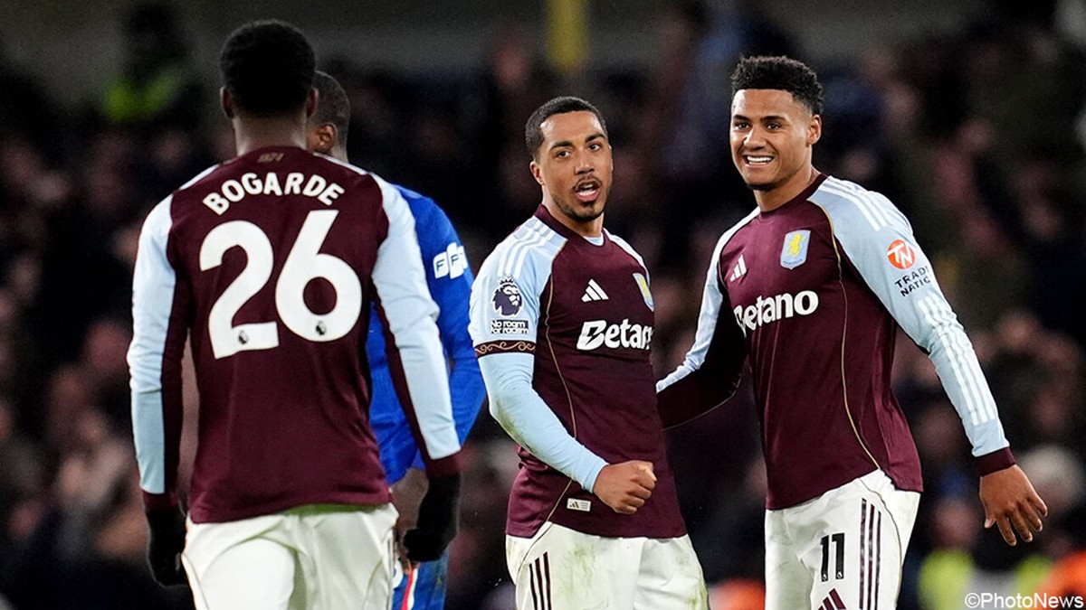 Matchwinnaar Ollie Watkins looft "tactisch genie" Emery, maar gaat niet mee in gezangen Villa-fans: "Nog 20 wedstrijden"