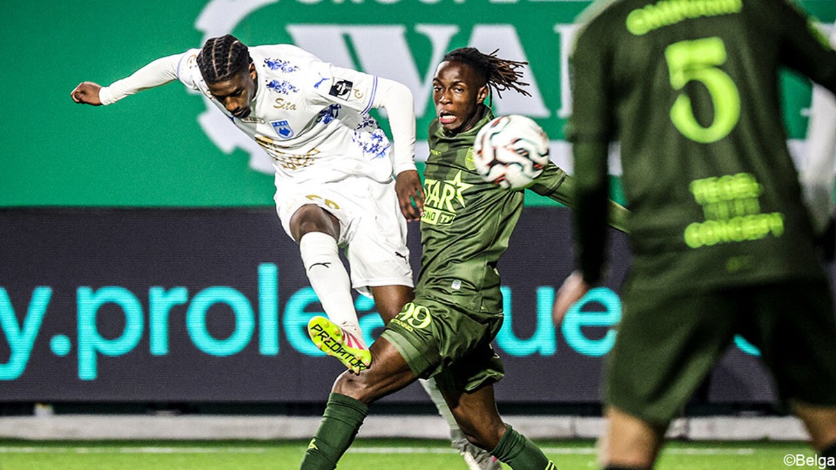 Slotoffensief komt te laat: La Louvière blijft steken op nul-nulletje tegen OH Leuven na dubbele afgekeurde goal