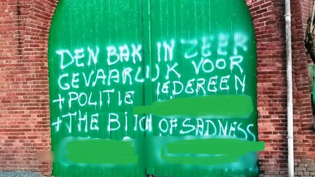 Burgemeester van Meise dient klacht in tegen  man die haar bedreigt in brieven en graffiti