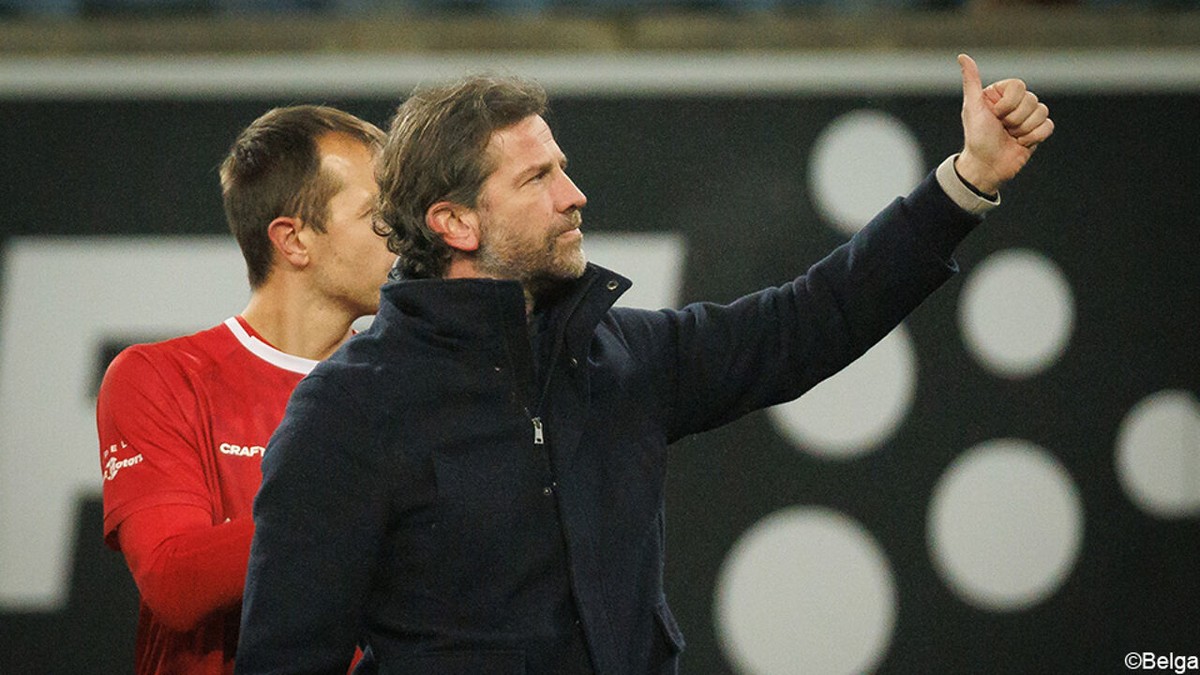 Rik De Mil blijft ondanks "eerste stap" kritisch nu Gentse ban gebroken is: "Fysiek moeten we sterker worden"