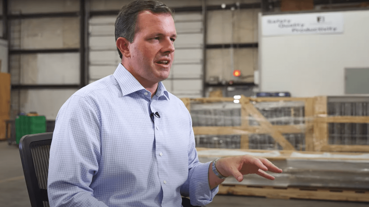 Amerikaanse CEO geeft al zijn werknemers monsterbonus na grote overname: "We hebben elkaar sterker gemaakt"