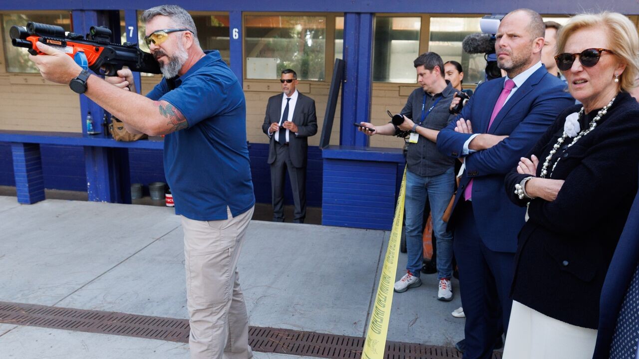 Defensie koopt nieuw "minder dodelijk" wapensysteem bij FN Herstal