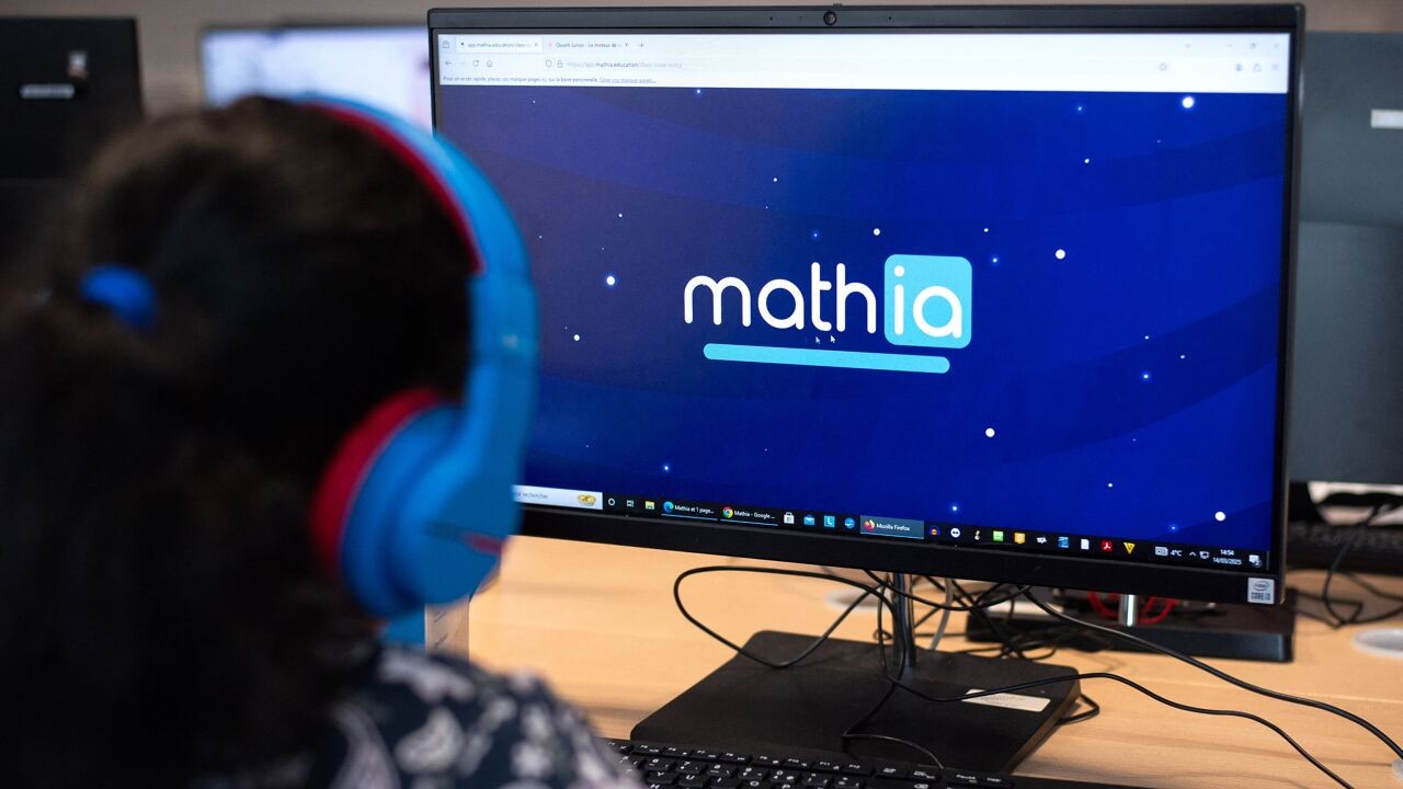 Studeer je beter met behulp van AI? "Neemt zoveel mogelijk denkwerk van je over"