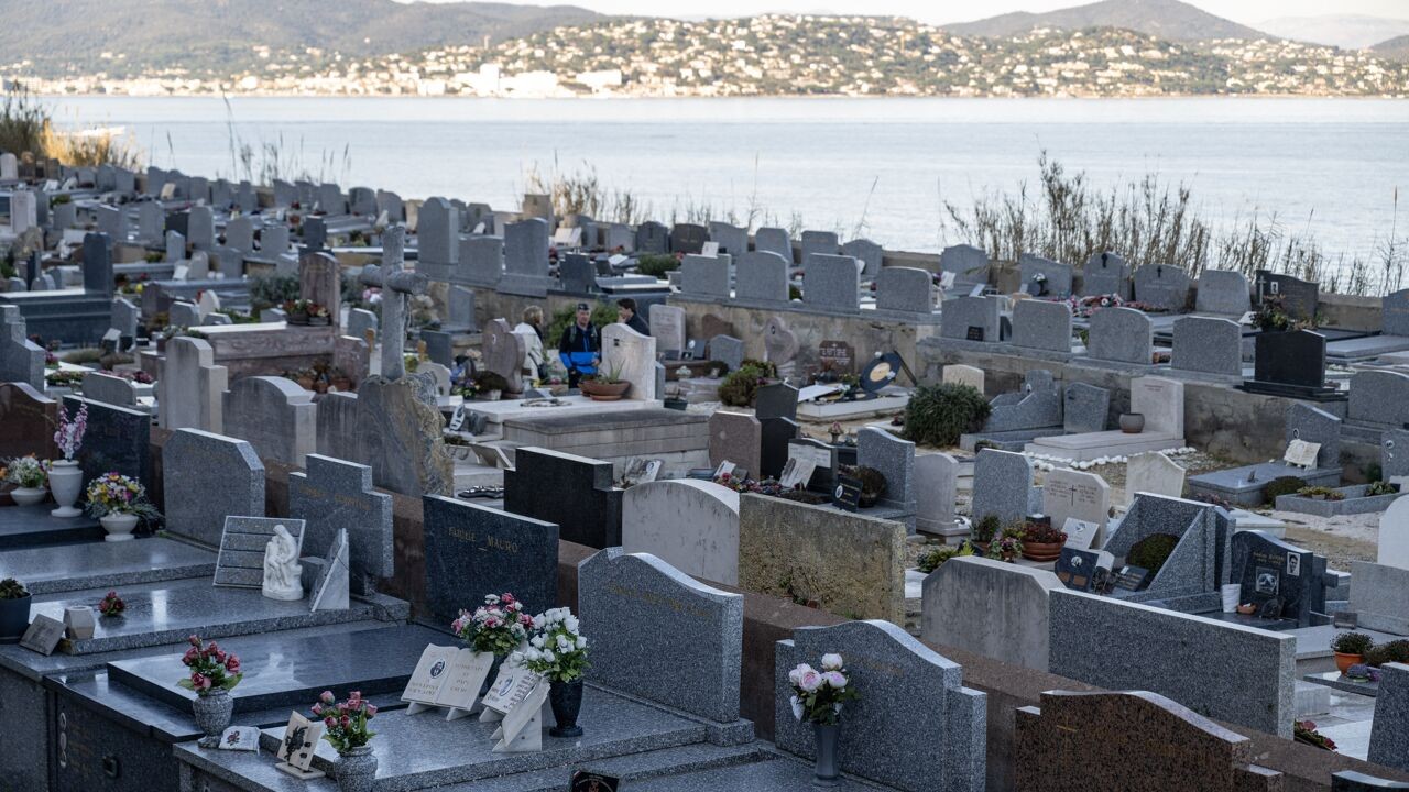 Niet in tuin van haar landgoed, wel op kerkhof aan zee: Brigitte Bardot op 7 januari begraven
