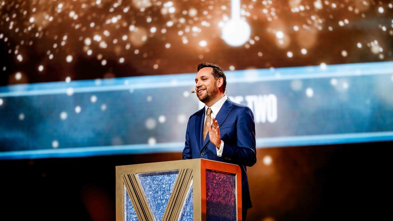 Dwangsom van 25.000 euro boven hoofd van Xander De Rycke: hoe moppen over clickbaitsites een juridische strijd werden