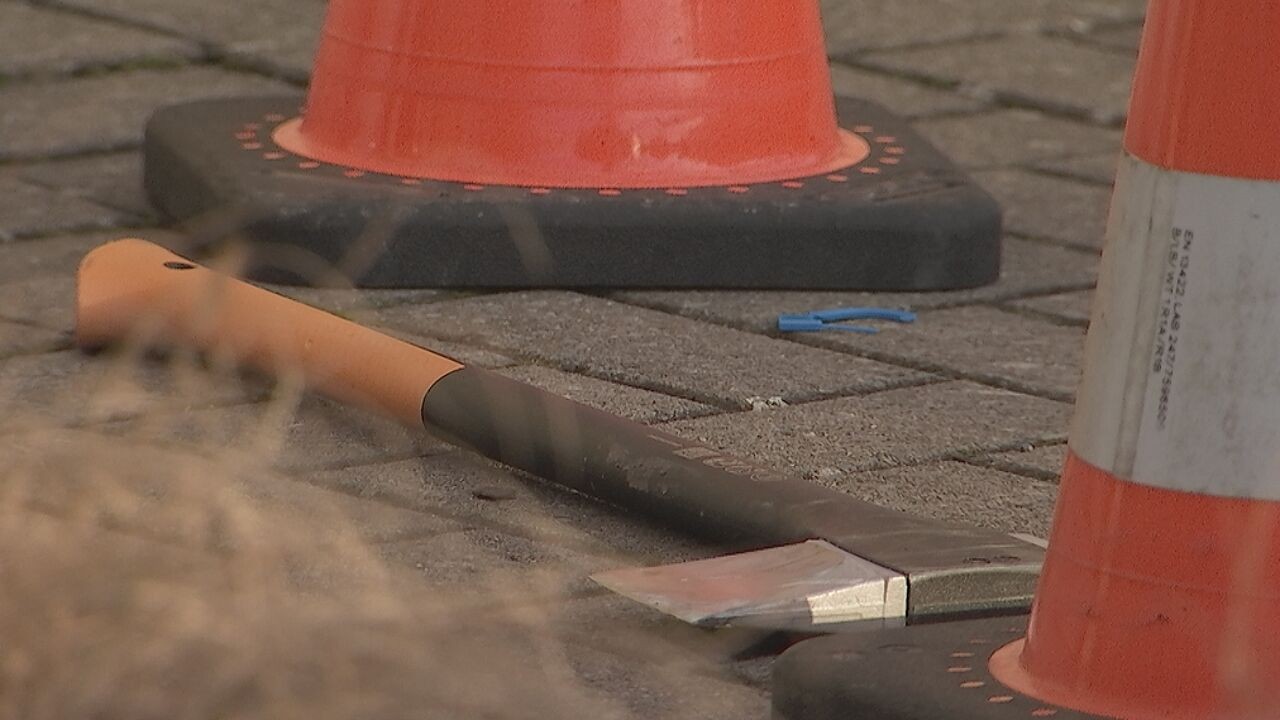 Man (32) overleden na politieschot in Kapellen: "Bedreigde agent met bijl"