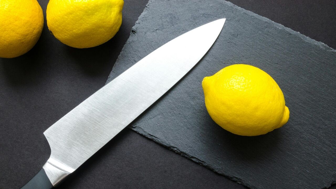 Minderjarige met keukenmes van 45 centimeter opgepakt door Antwerpse politie