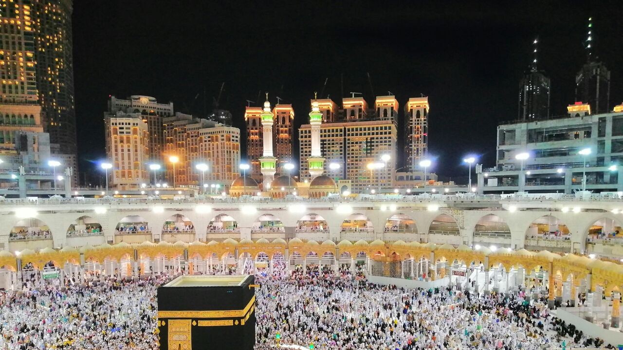 Antwerpse politie onderzoekt oplichting met Mekka-reizen door reisbureau in Hoboken: "Doe zo snel mogelijk aangifte"