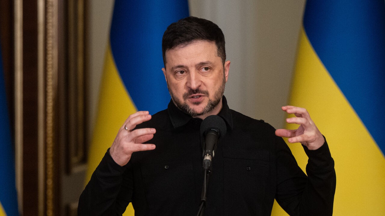 Zelensky wil noodtoestand uitroepen in energiesector: "Aanvallen van Rusland en koud weer hebben zware gevolgen"