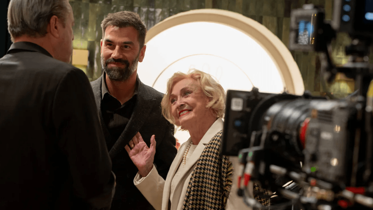 Toyboy van Marianne in 'Thuis' doorbreekt taboe: "Seksualiteit bij oudere vrouwen komt amper in beeld"