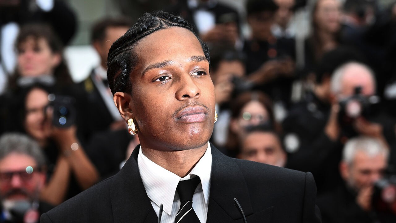 Hoes van Tim Burton en video met Winona Ryder: A$AP Rocky brengt na 8 (!) jaar nieuw album uit