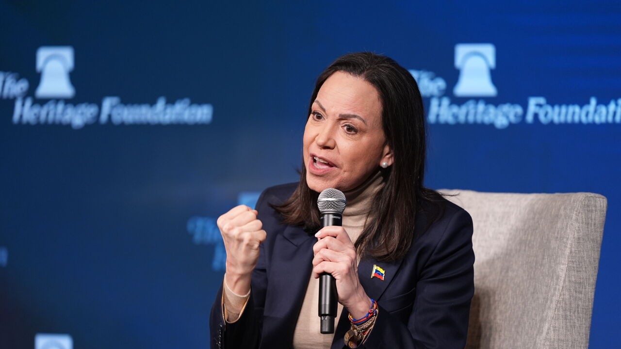 VS sluit eerste deals over Venezolaanse olie, Machado blijft hopen op vrije verkiezingen