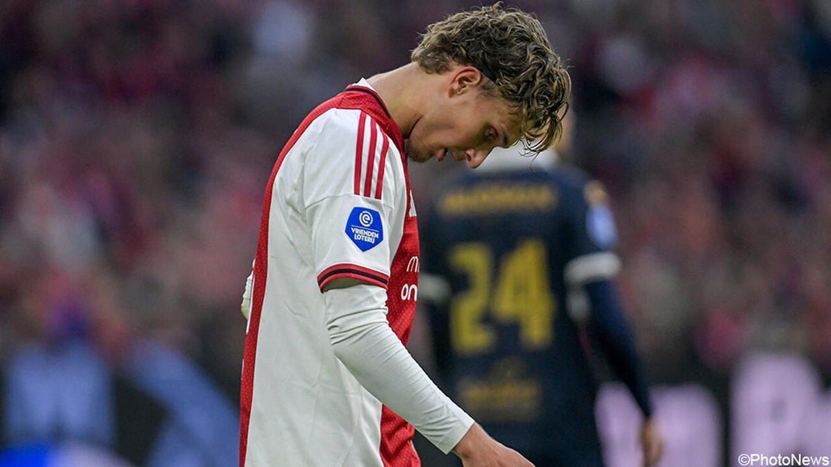 Ajax reageert maar half na bekerpandoering en incasseert voor eigen volk nieuwe tik van Go Ahead
