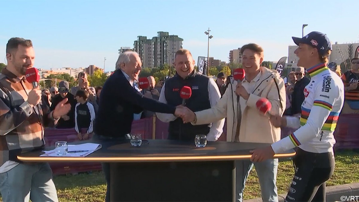 "Ze hebben mij gedwongen": Van der Poel deelt waarom hij tóch reed in Benidorm en smeert Philipsen opvallende deal aan