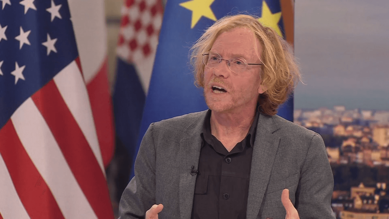 Professor Hendrik Vos: "Voorbije jaar met Trump was soms vernederend, dit kan kantelpunt zijn voor Europa"