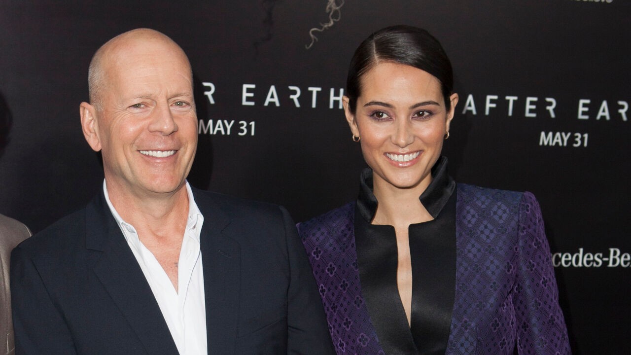 Bruce Willis beseft niet dat hij aan dementie lijdt, zegt zijn echtgenote: "Zowel een vloek als een zegen"