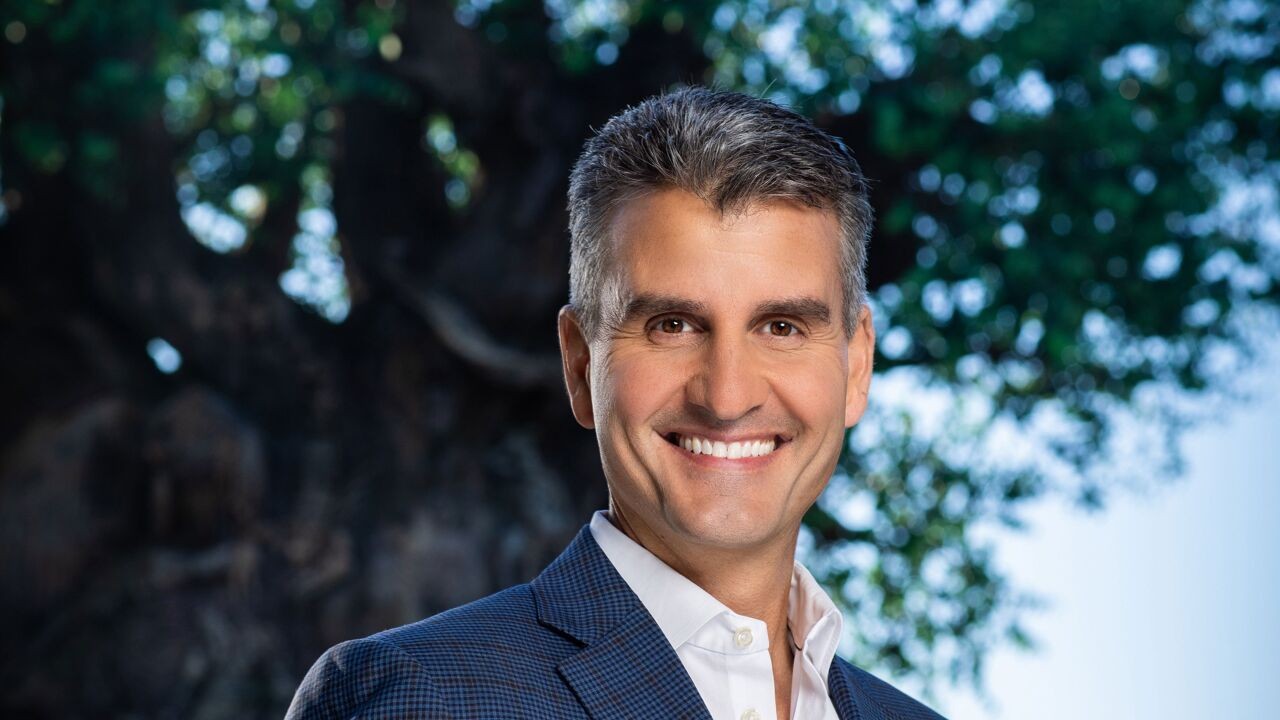 Entertainmentgigant Disney krijgt een nieuwe grote baas: maak kennis met Josh D'Amaro
