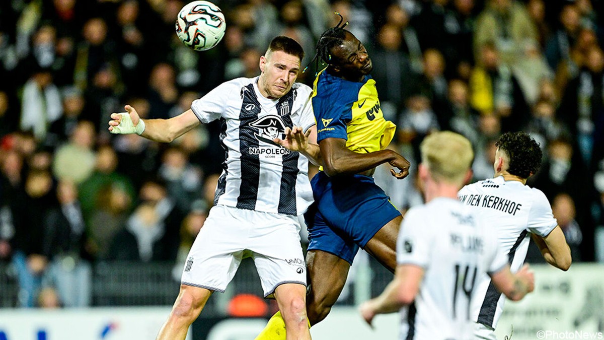 LIVE - Wie kraakt de code? Charleroi zorgt voor schrikmomentjes, maar Union staat voorlopig pal