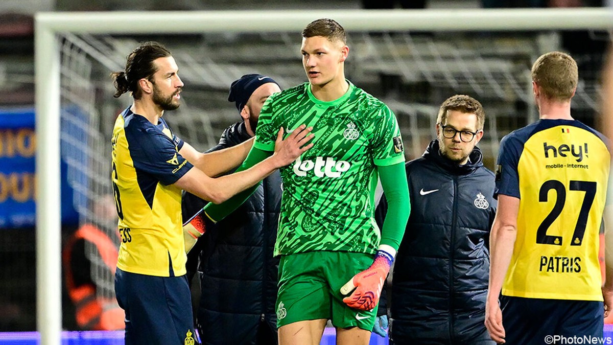 Fikse domper voor Union: doelman Kjell Scherpen valt al vroeg uit met spierblessure, hoe zwaar is de schade?
