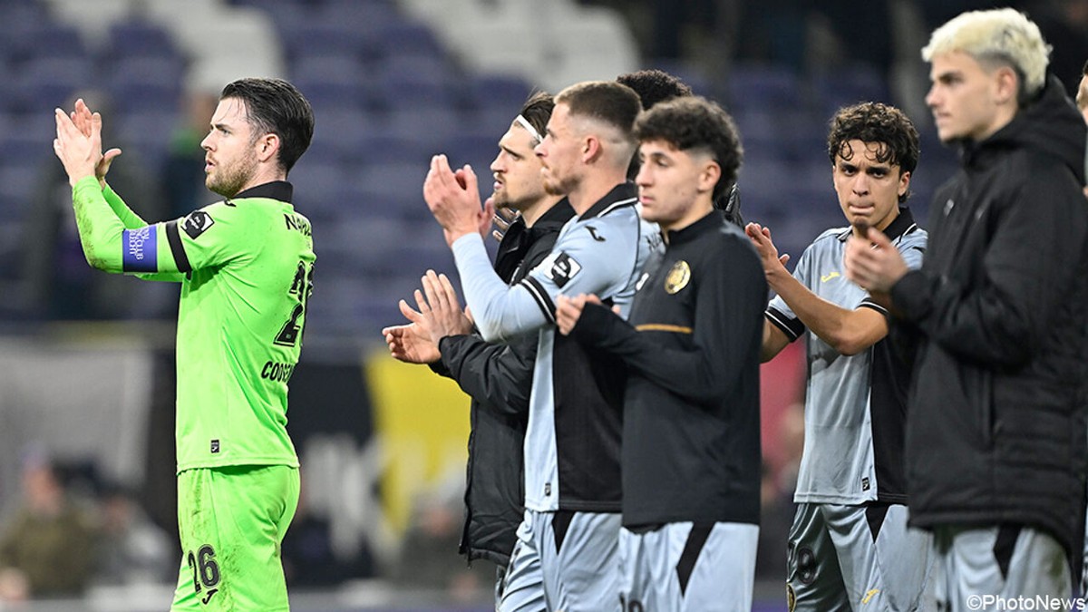 "Wie zijn wij om daarover te oordelen?": Anderlecht vloekt na "licht" rood voor Sardella, maar wil pagina snel omslaan