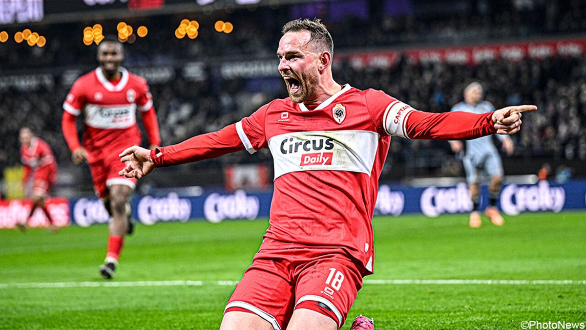 LIVE - Flinke domper voor Anderlecht: kort na topsave van Coosemans klimt Antwerp dan toch op voorsprong