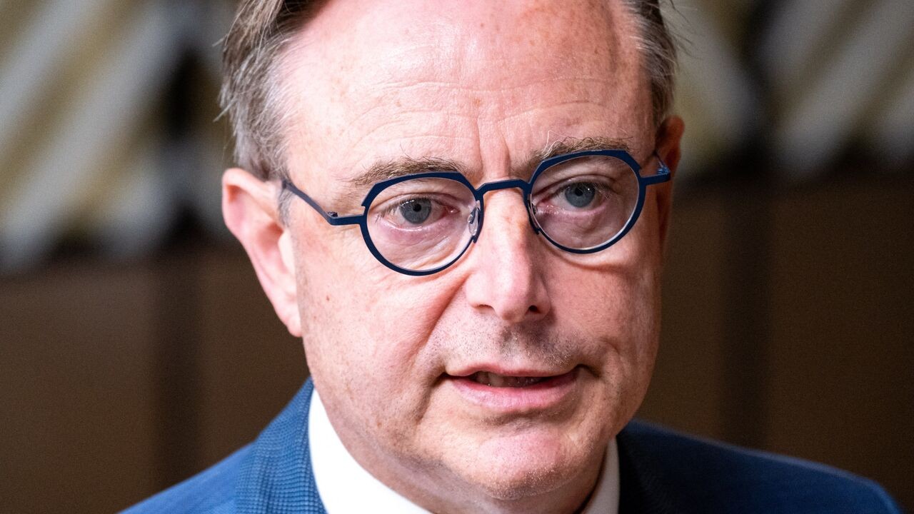 Monitoringcomité ziet begrotingstekort verder oplopen, De Wever: "Moeilijke koers, maar heldere bestemming"