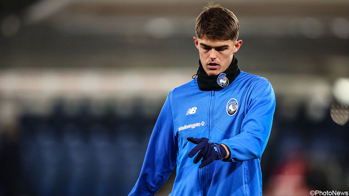 Zorgen bij de Rode Duivels: Charles De Ketelaere en Arthur Theate zijn langere tijd out