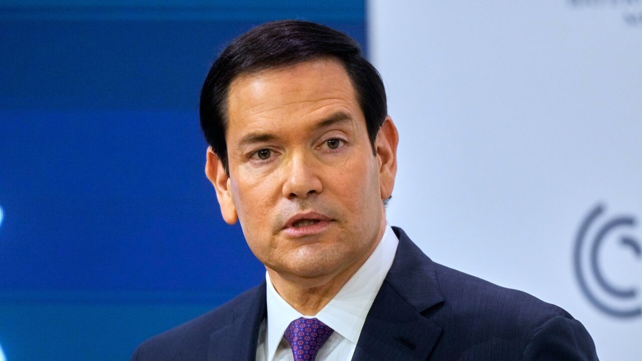 Iran wil niet praten over ballistische raketten, zegt Rubio: "Groot probleem"