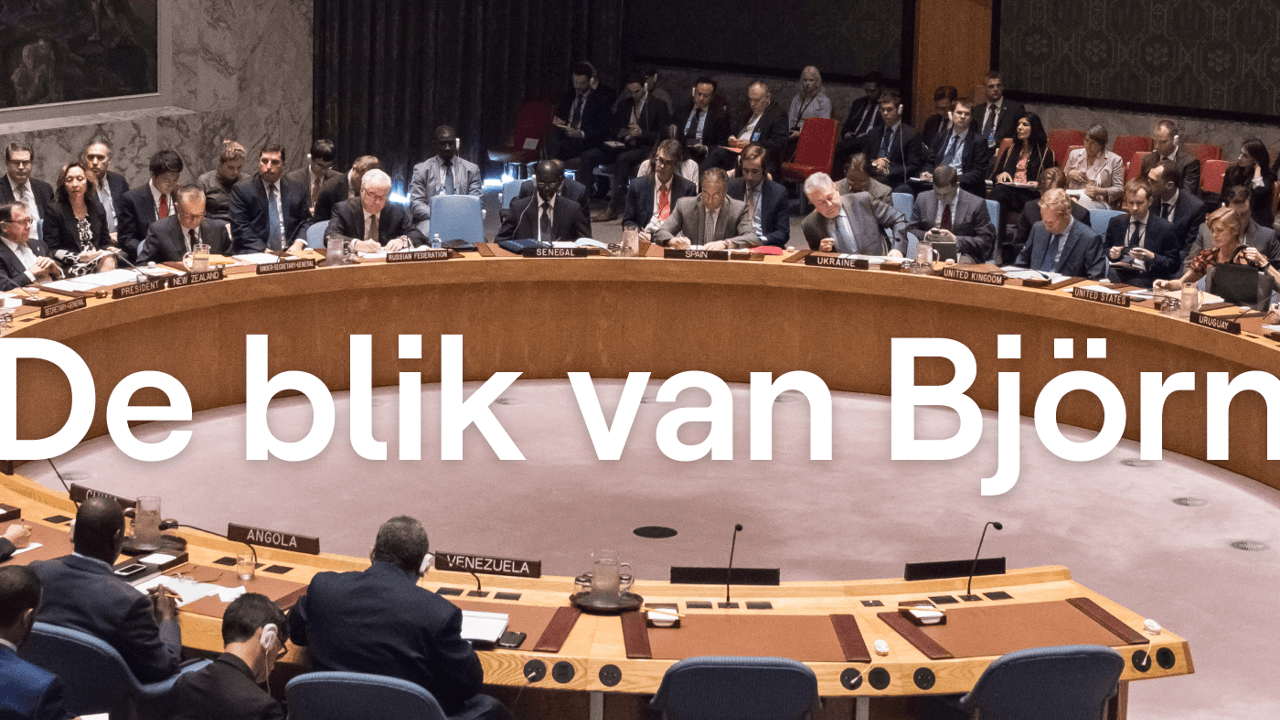 Buiten woedt de wereld: de neergang van de VN