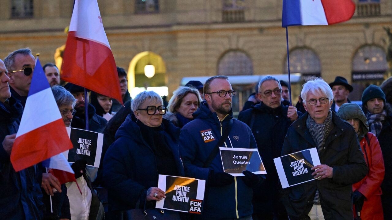 Gewelddadige dood van Quentin (23) in Lyon zet verhoudingen tussen uiterst links en uiterst rechts op scherp