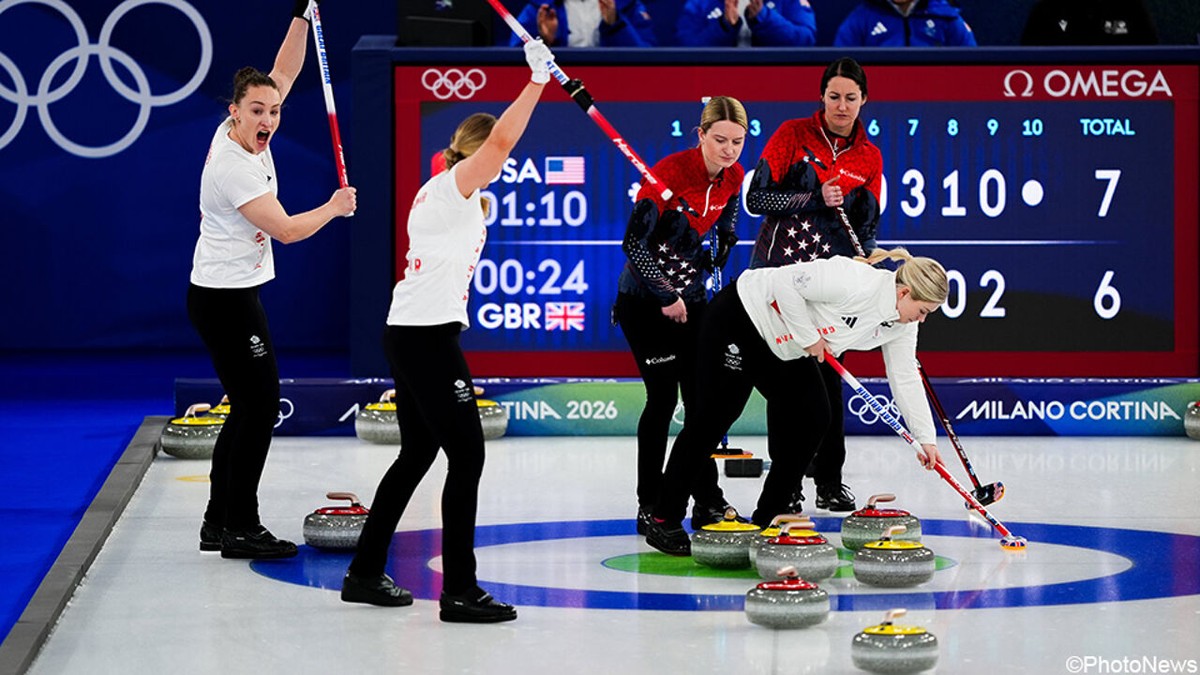 Om van te snoepen! Britse curlingvrouwen winnen op de valreep dankzij sublieme steen
