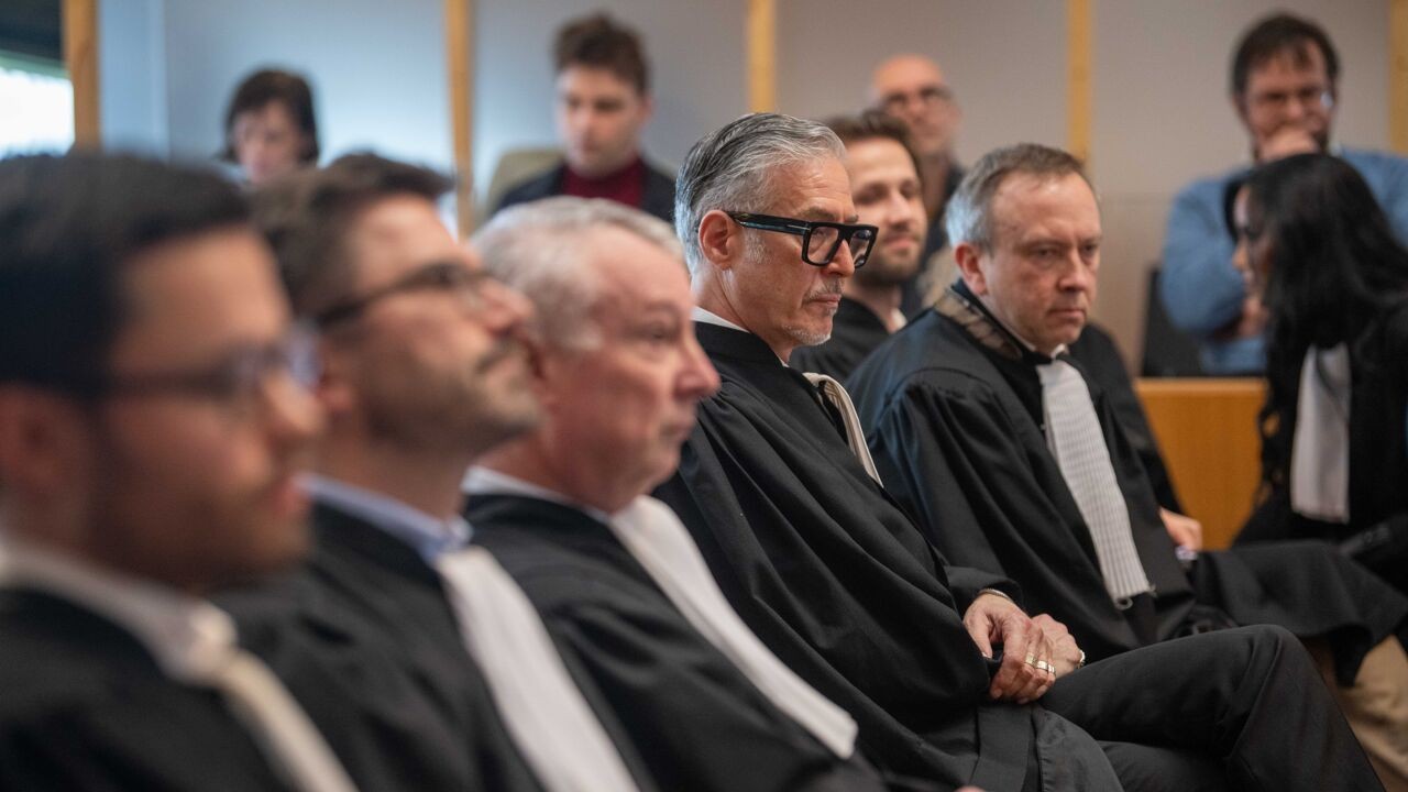 "Waar eindigt nabuurschap?": rechter stelt cruciale vraag in massazaak tegen chemiereus 3M