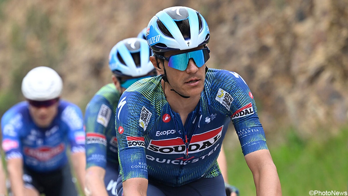 Ook ex-winnaar Jasper Stuyven haakt ziek af voor Omloop: "Verkoudheid sleept aan en willen geen risico's nemen"