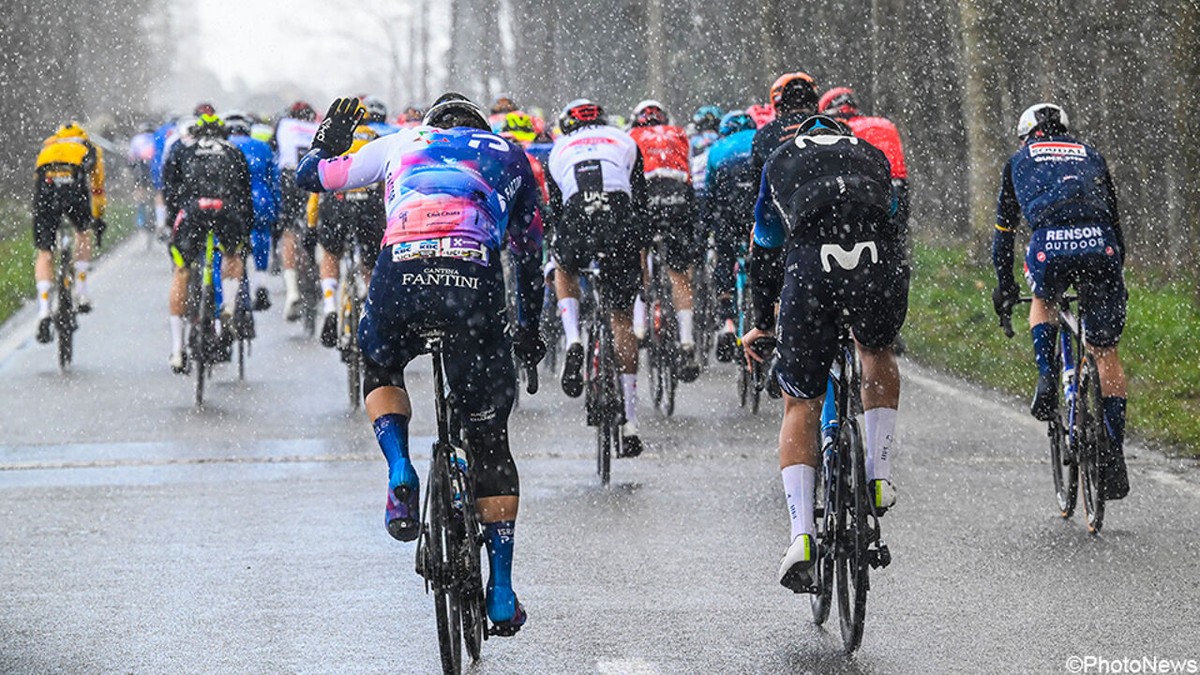 "Het wordt een natte en winderige editie": Kijk zaterdag vanaf 10.15 uur naar de start van de Omloop
