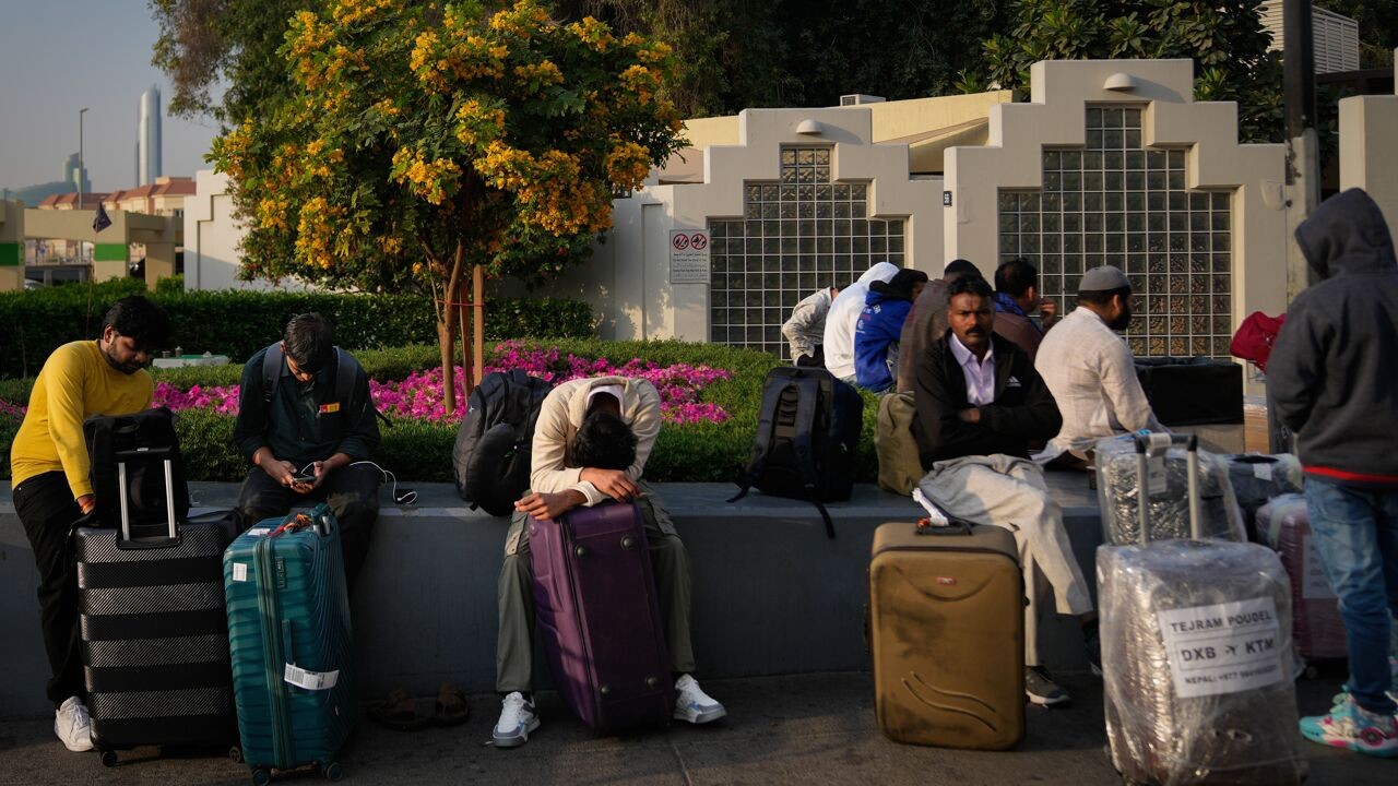 Waarom gesloten luchtruim in Midden-Oosten wereldwijd voelbaar is