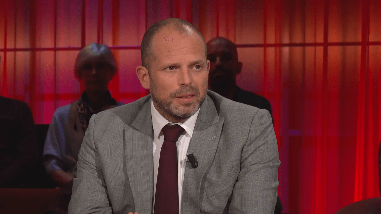 Minister van Defensie Francken: "Nog geen concrete vraag, maar bereiden ook militaire steun voor"