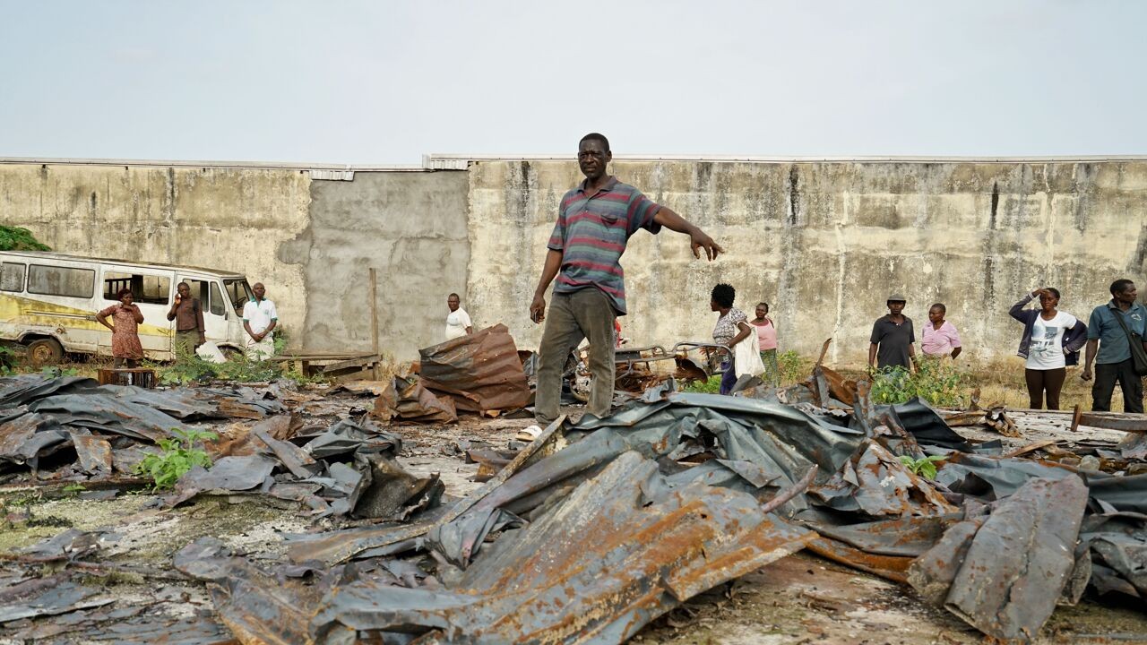3 verdachten aangehouden in onderzoek naar mogelijke oorlogsmisdaden in Kameroen: "Vanuit ons land opdrachten voor aanslagen en liquidaties"