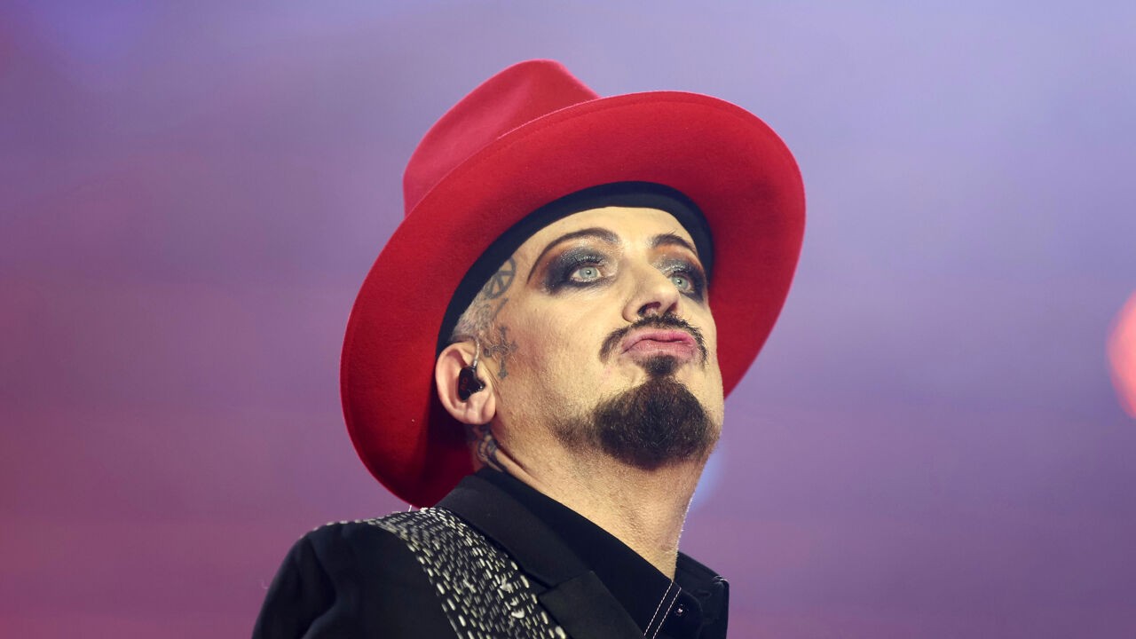 San Marino stuurt zangeres Senhit met Britse zanger Boy George naar Eurovisiesongfestival