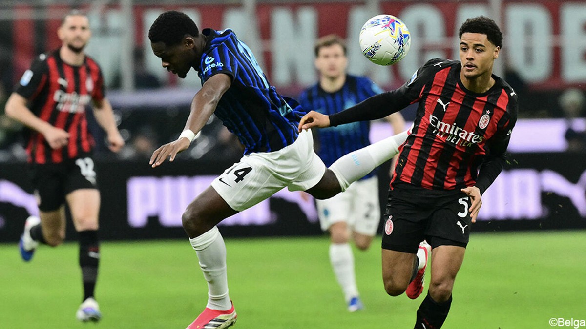 Milan blijft baas in de stad en knabbelt aan kloof in Italiaanse titelrace