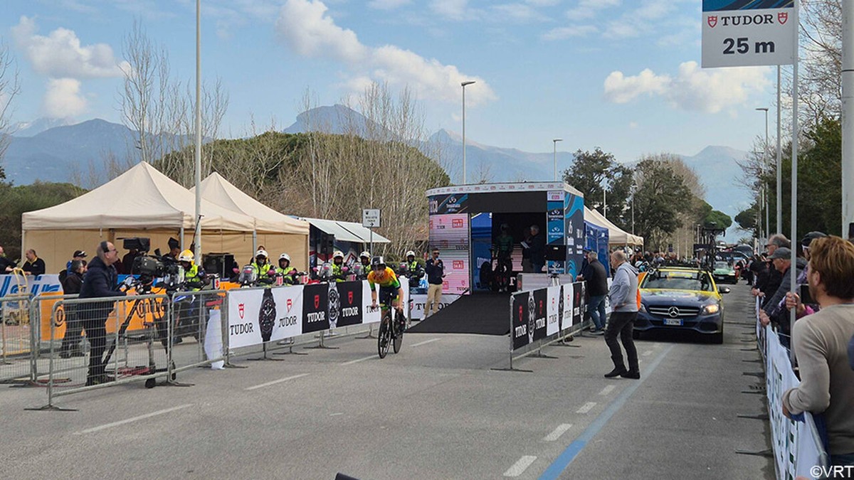 LIVE: Tirreno-Adriatico opent traditiegetrouw met korte tijdrit, Wout van Aert al om 12.46u in actie