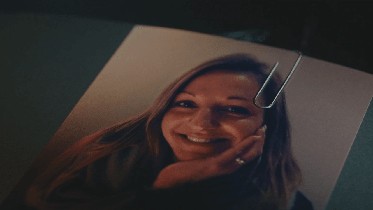 "Hij besefte dat hij haar kwijt was": ex van Sharon vermoordde haar in een verkeersongeval