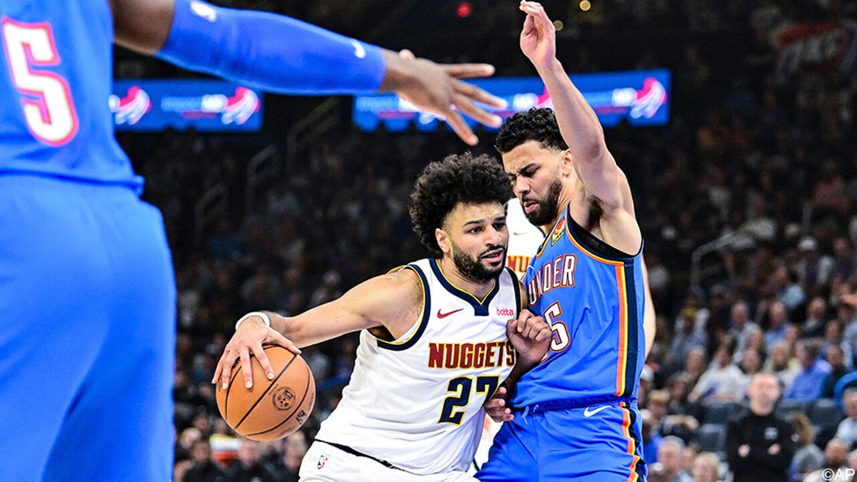 Ajay Mitchell knalt meteen bij comeback: 24 punten helpen OKC voorbij Denver in thriller