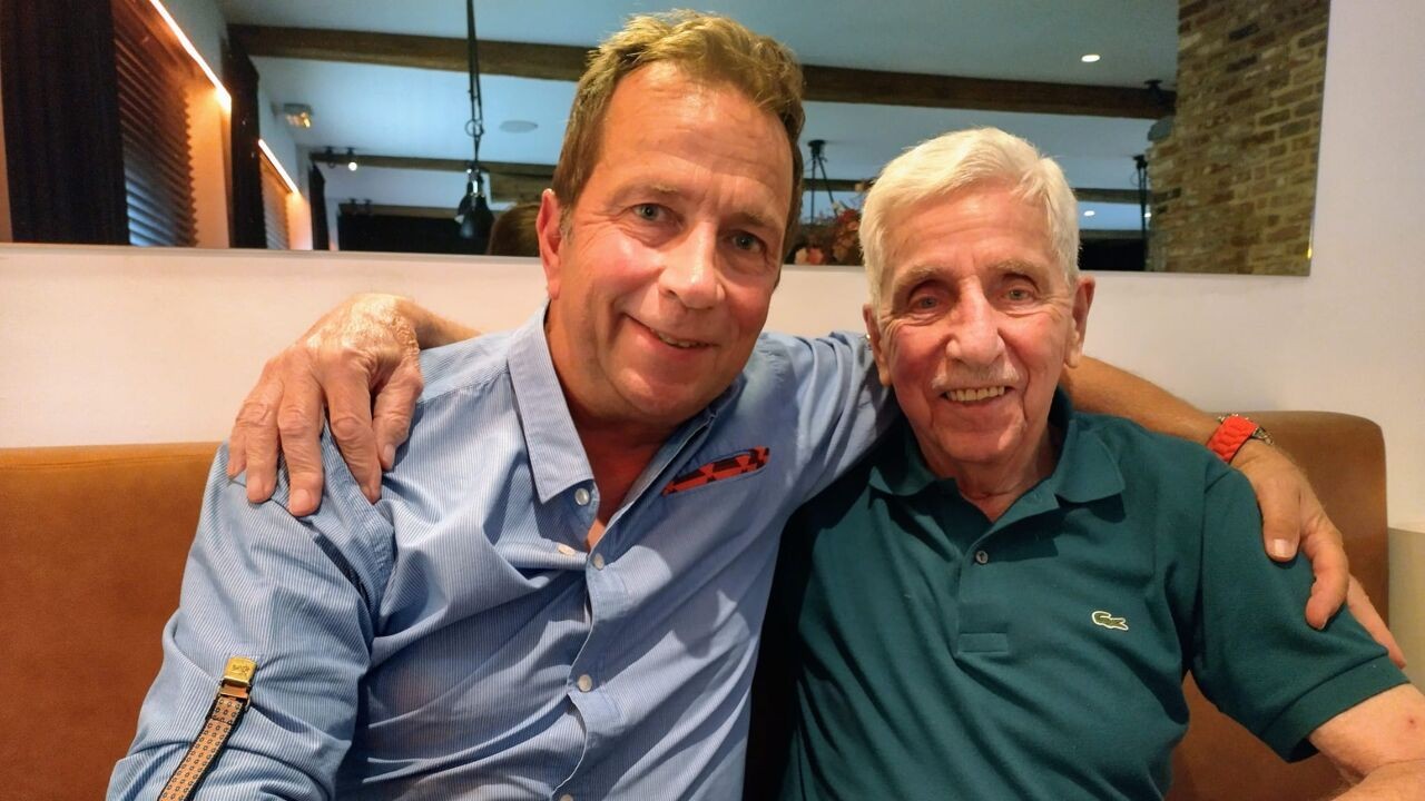 Laurent (94) sterft in AZ Monica in Deurne, na zijn overlijden blijkt trouwring weg