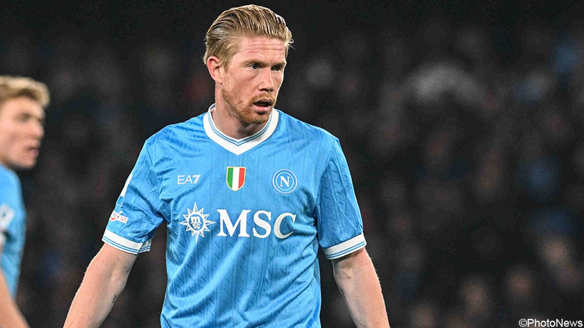 LIVE: Basisspeler De Bruyne ziet Napoli-ploegmaat McTominay al snel de score openen in Cagliari