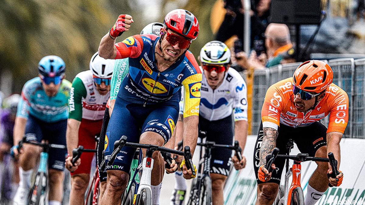 Jonathan Milan sluit Tirreno-Adriatico af met een knal, val nekt Jasper Philipsen in slotkilometers