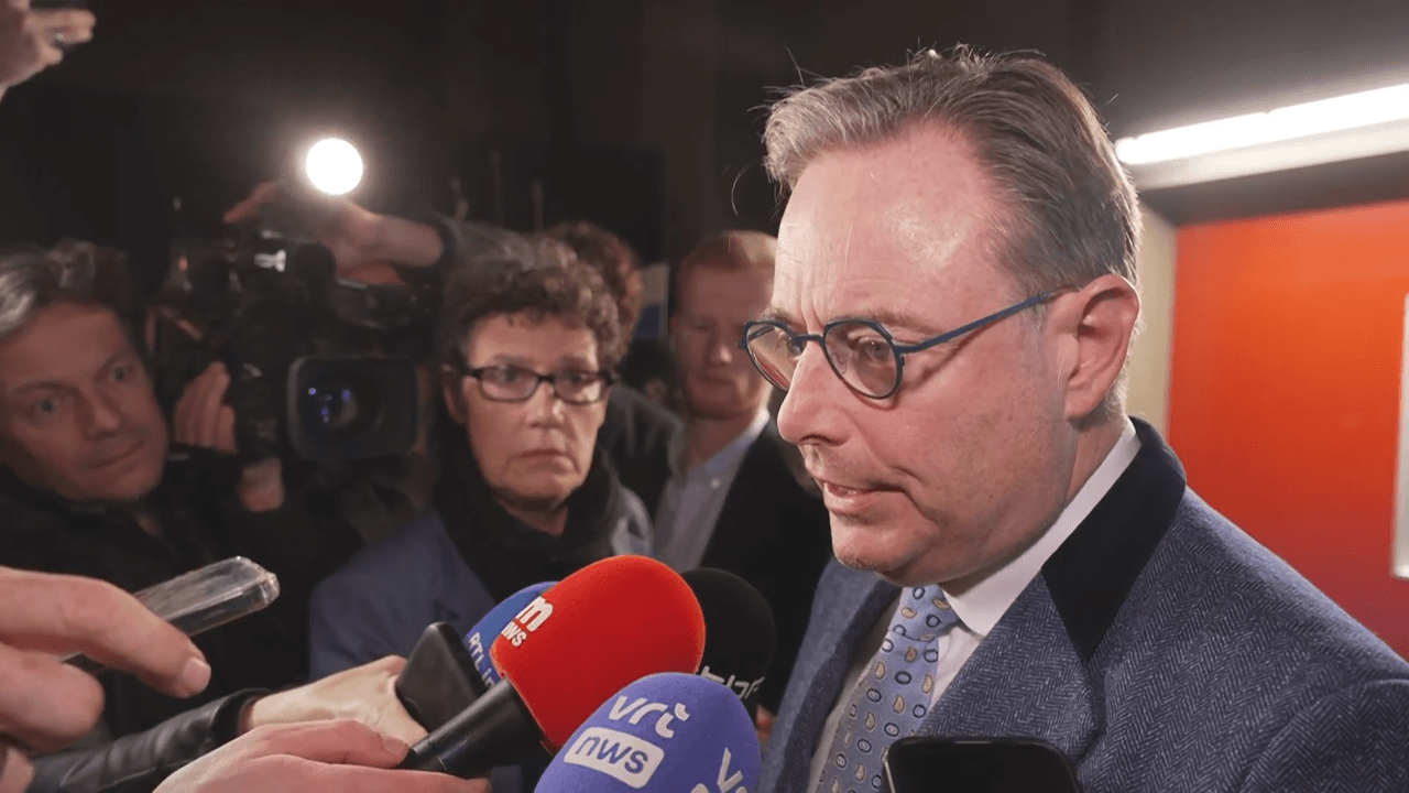 Premier De Wever: "Men doet alsof ik zoete broodjes wil bakken met Rusland, is uitdrukkelijk niet het geval"