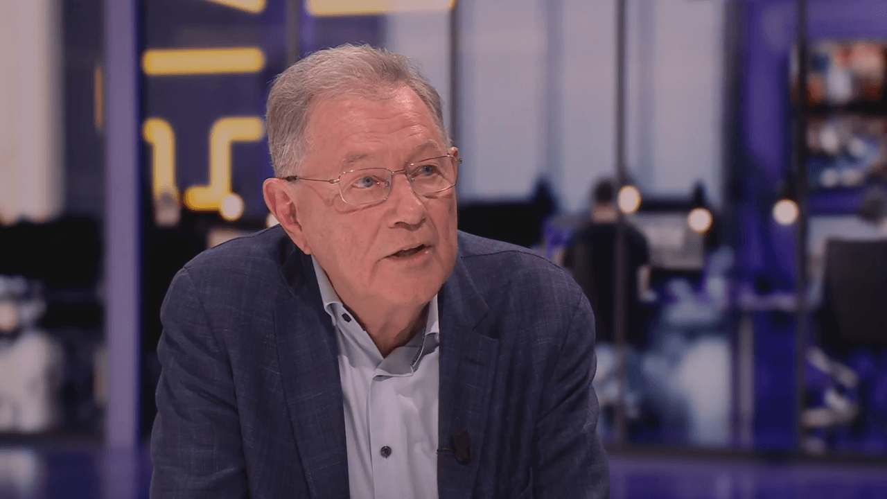 Oud-diplomaat Robert Serry trekt aan alarmbel: "Europa moet geblokkeerde Russische tegoeden durven inzetten"