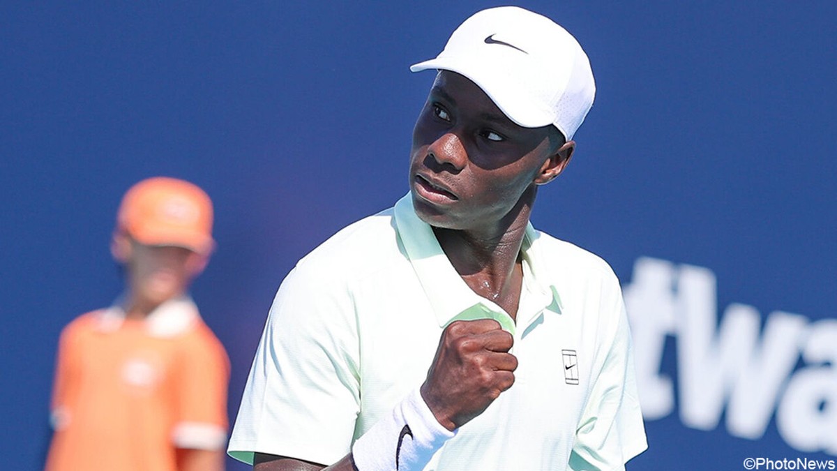 In de voetsporen van Nadal en met felicitaties van Djokovic: 17-jarige is jongste matchwinnaar ooit in Miami