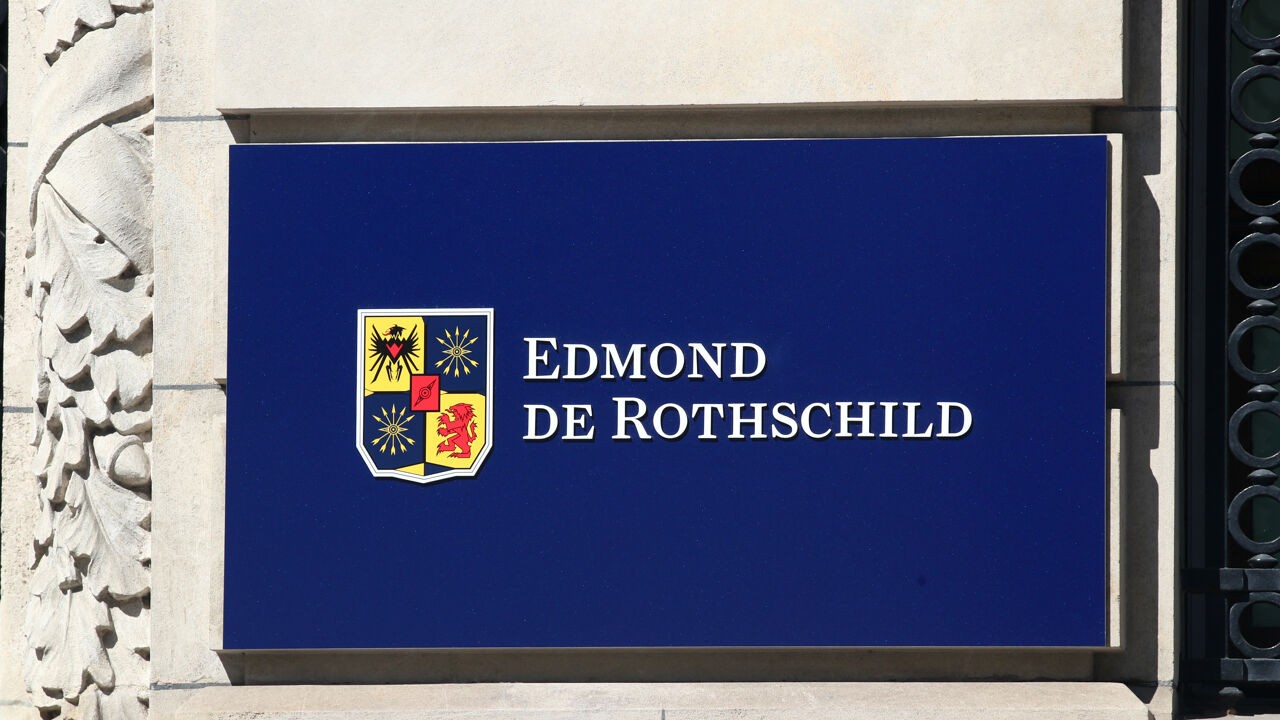 Huiszoeking bij Rothschild-bank in Parijs in onderzoek naar diplomaat met banden met Epstein